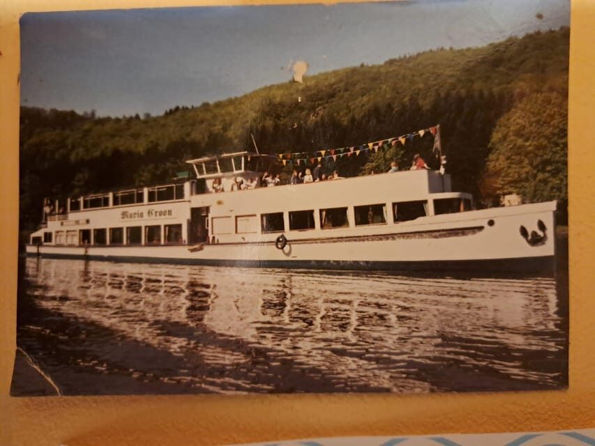 1 hour boat cruise with fragrant coffee and homemade strudel - Commentary and audio: why volume matters on a one-hour cruise