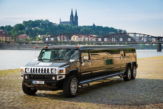 1 Hour Prague Party Hummer Limousine Ride - Prague from the Passenger Seat: Why This 1-Hour Format Works