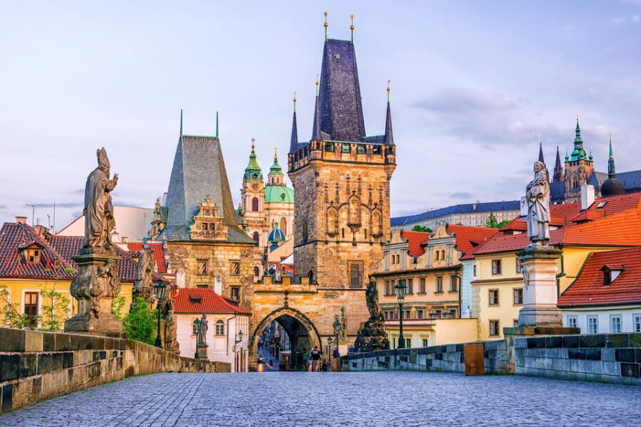 1000 years of history! Evening walking foodie tour - Key Highlights You’ll Actually Feel