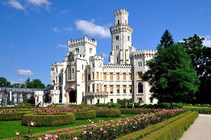 2-Day Hluboka and Cesky Krumlov Tour from Prague - Hotel Stekl in Hluboká nad Vltavou: the overnight that changes the whole mood