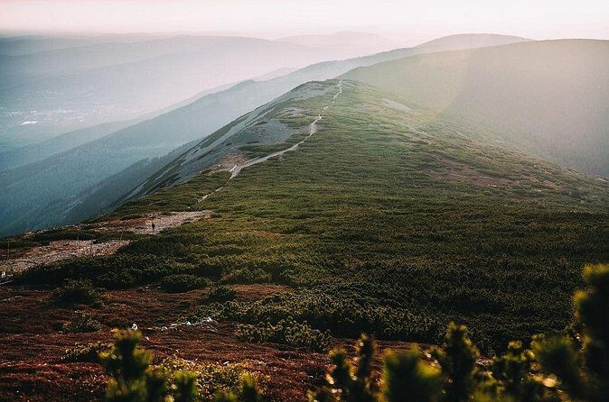 Adventure Trip to highest Czech Mountain: Enjoy hiking tour - Guides and drivers: what good service feels like on a mountain day