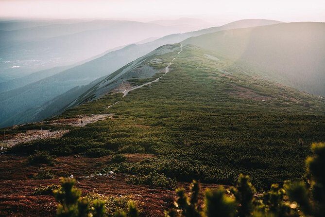 Adventure Trip to highest Czech Mountain: Enjoy hiking tour - Prague hotel pickup to the Krkonoše Mountains: less driving, more hiking