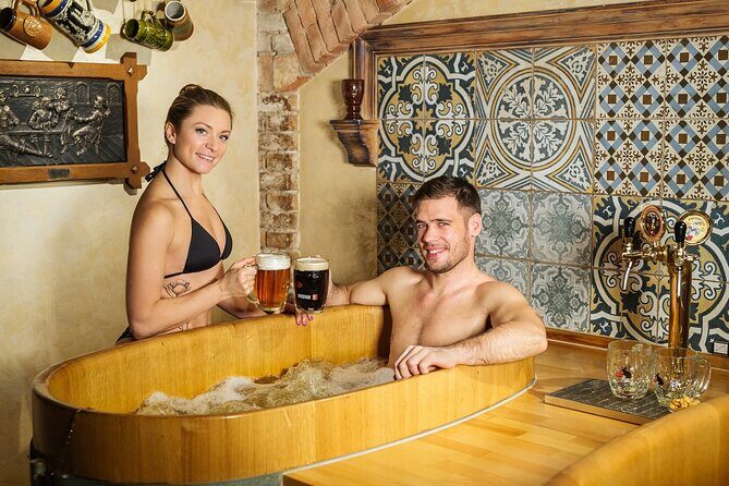 Beer bath Spa for 2 people/ 1 tub - 1,5 hour Activity in Prague - Timing That Actually Matters: 20 Minutes of Whirlpool, 1 Hour Total
