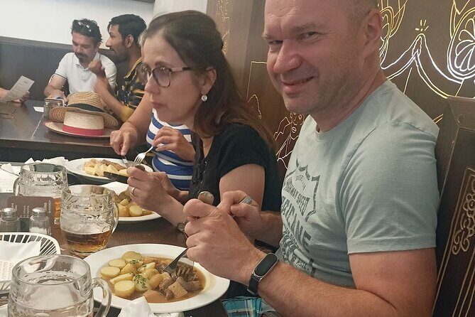Best of Prague - City walking tour with Czech Cuisine Lunch - Waldstein/Wallenstein Palace: early Bohemian Baroque with attitude