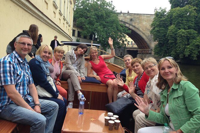 Best of Prague Private Tour with PERSONAL PRAGUE GUIDE - Charles Bridge: the legend, the statues, and the atmosphere you want