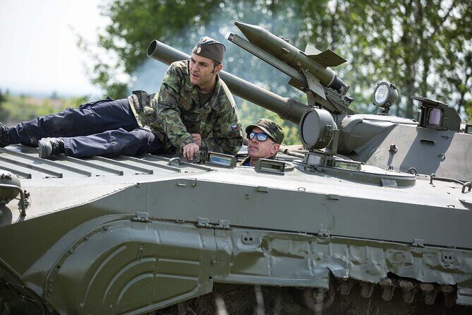 BMP tank driving experience Prague - Key highlights to know before you go