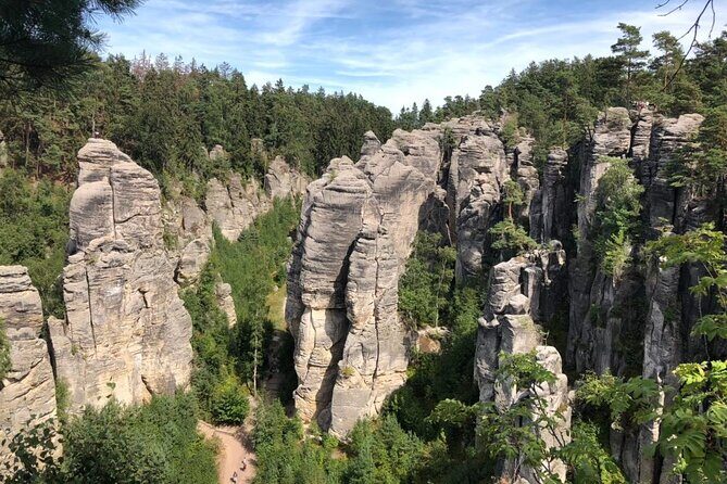 Bohemian Paradise and the Trosky castle tour - Who this tour suits best (and who should think twice)
