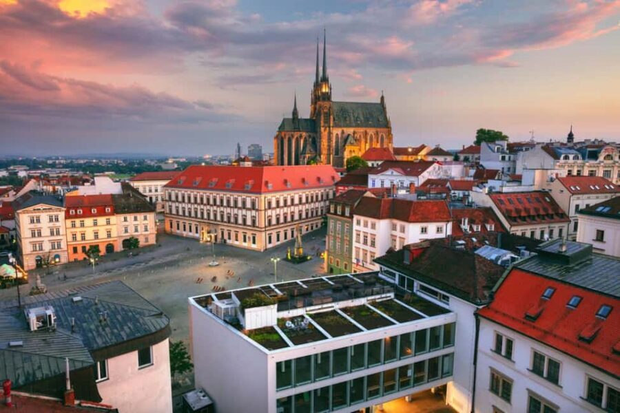 Brno’s Historic Gems: A Walking Tour - Zelný trh for 45 Minutes: Market-Square Time That Feels Like Brno