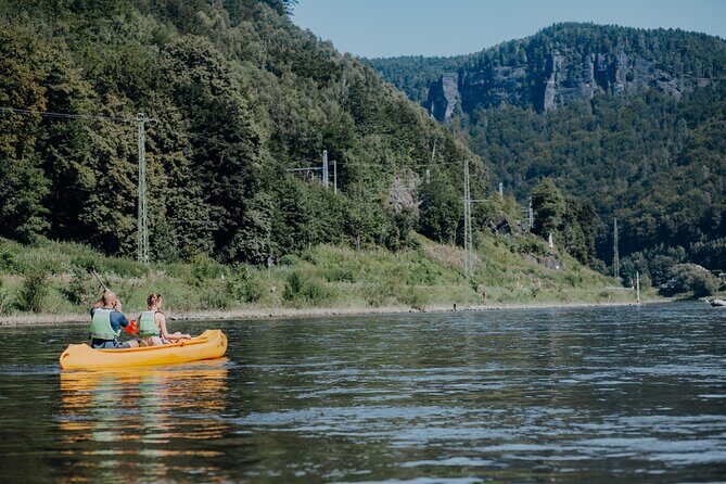 Canoeing on the Elbe river + Bike rental from Děčín to Bad Schandau - Starting at Kemp DěčínPolabí: How the Day Gets Moving