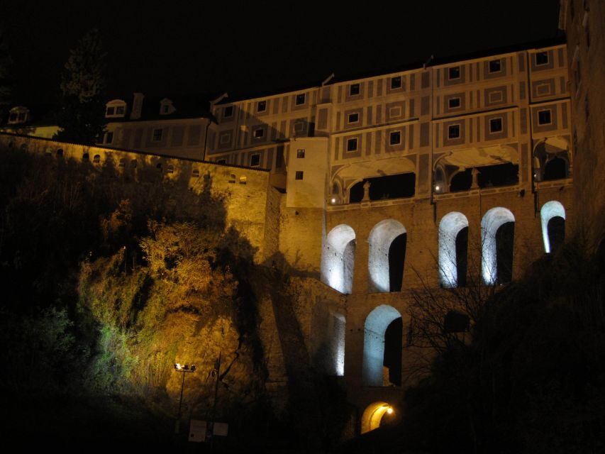 Český Krumlov: Night Walking Tour with a Professional Guide - Key Things I’d Put on Your Radar