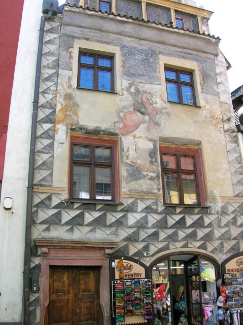 Cesky Krumlov Private Day Trip from Prague - Lunch and beer in Český Krumlov: pick your comfort zone