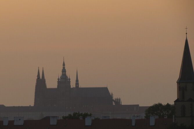 Charles Bridge and Prague Castle Walking Tour - Weather, timing, and how to get the best experience