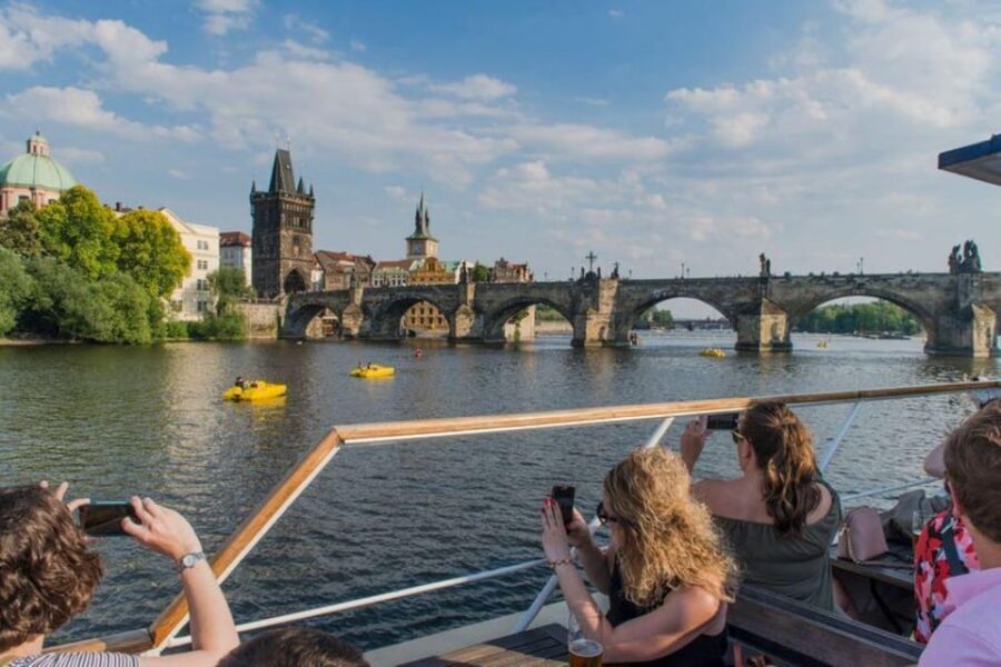 City Sightseeing Prague HOHO Bus, Castle Tour + River Cruise - Should you book this Prague bus, castle, and river cruise?