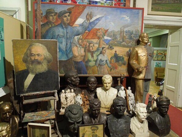 Communism and World War 2 Prague City Tour - Key Things I’d Focus On