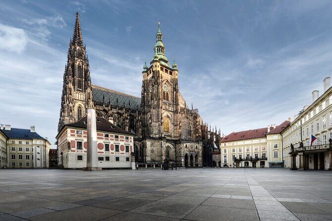 Communism and World War 2 Prague City Tour - Jewish Old Town: War, Memory, and What Survives