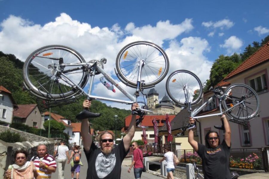 Countryside Bike Tour From Prague To Karlstejn Castle - Arriving at Karlštejn Village: lunch and the moment you trade bikes for walking