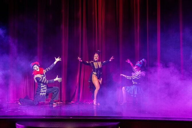 Czech Cabaret Show - The One Potential Downside: Singing May Be Playback