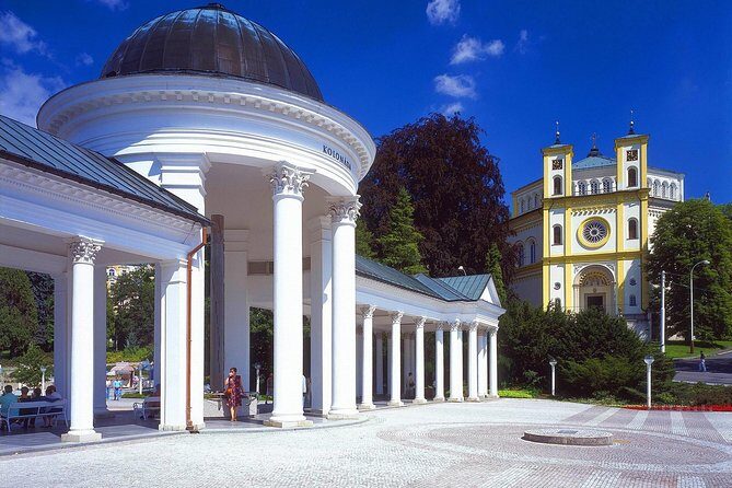 Czech Spas of Karlovy Vary and Marianske Lazne from Prague - Guides and group size: small group benefits, guide quality matters