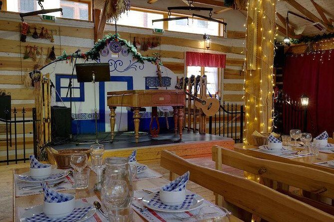 Czech Traditional Folklore Show including Dinner and Transport - Your 4-course Czech dinner: what you can expect to eat