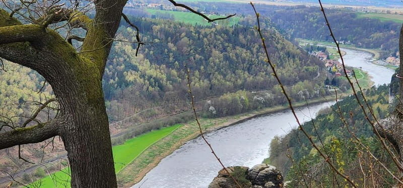 Day trip from Prague to Bohemian and Saxon Switzerland - Boat cruise through the Edmond’s/Wild Gorge: the payoff (and the seasonal swap)