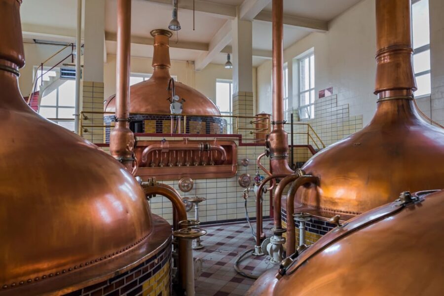 Day trip to Pilsner Urquell brewery and Bohemian glassworks - Who should book this tour, and who should skip it