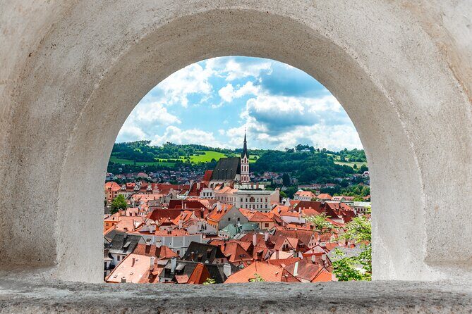 Day Trip to the Fairytale Town of Cesky Krumlov - Stop 1: Český Krumlov town time (5 hours) to get your bearings