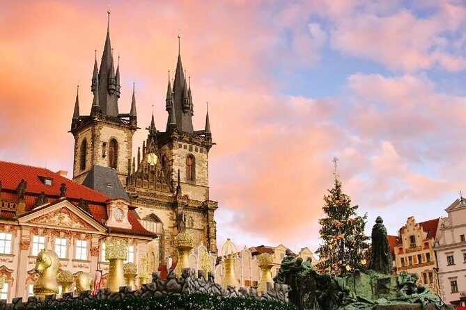 Discover the Best of Prague: Private Tour incl Best beer tasting - Charles Bridge in 30 Minutes: What to Focus On