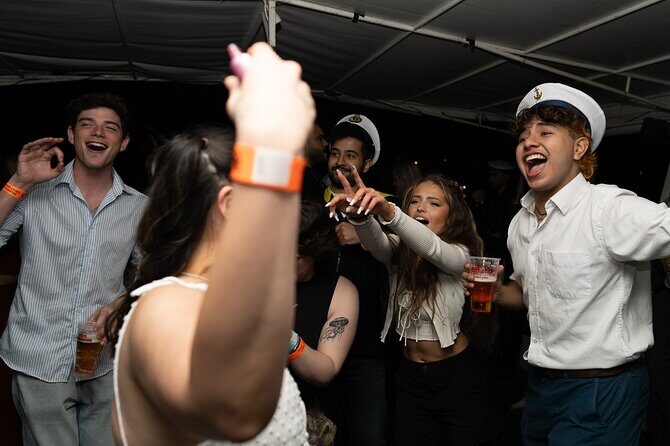 Drunken Monkey Prague Boat Party w/ 2hr Open Bar, DJ & Club Entry - Who should book this and who should skip it
