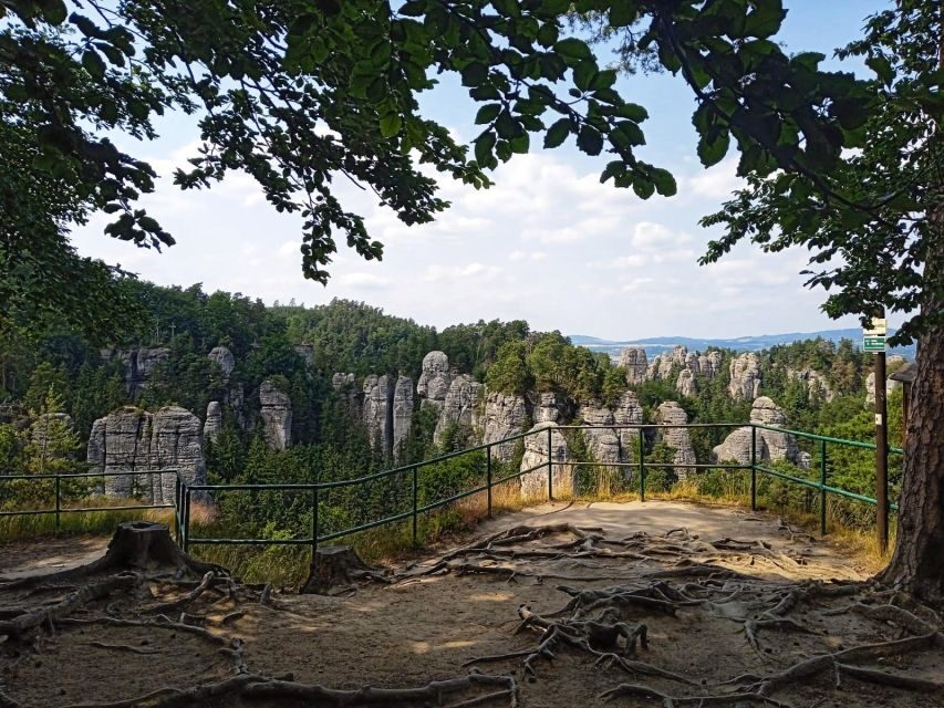 From Prague: Full-Day Bohemian Paradise Guided Hiking Trip - Stop-by-stop: the route through Hrubá Skála country