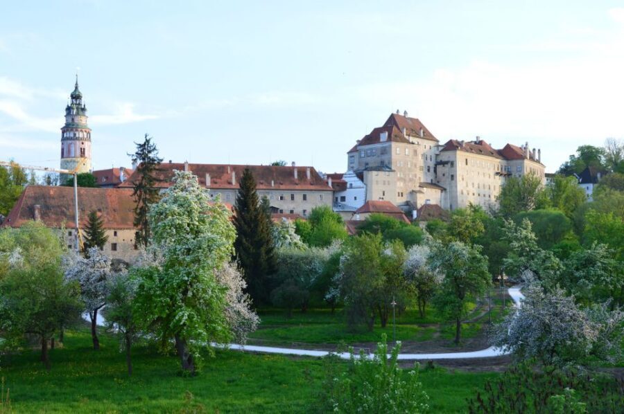 From Prague: Full-Day Trip to Česky Krumlov - The Castle Complex and Baroque Theater: The Big Reason This Trip Exists