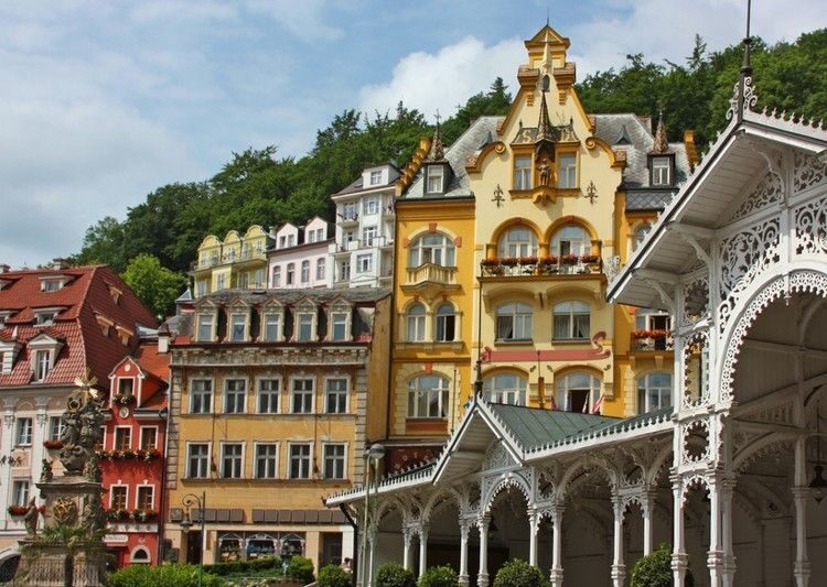 From Prague: Karlovy Vary Full-Day Tour - Price, timing, and value: does $96 feel fair?