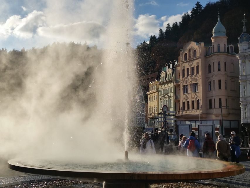 From Prague: Karlovy Vary Full-Day Tour - Getting there and back from Pařížská: smooth, but time-boxed