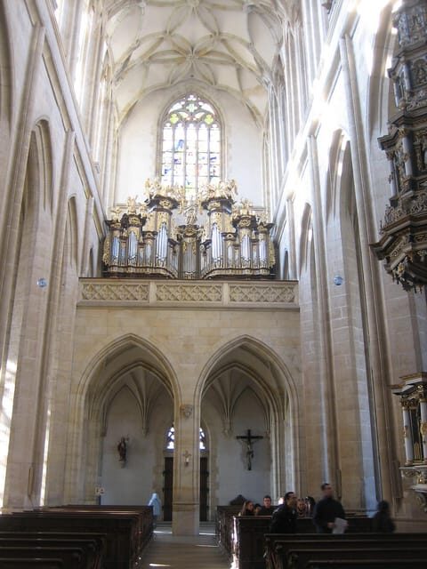 From Prague: Kutna Hora Walking Tour & St. Barbara Cathedral - St. Barbara Cathedral: late Gothic built for miners