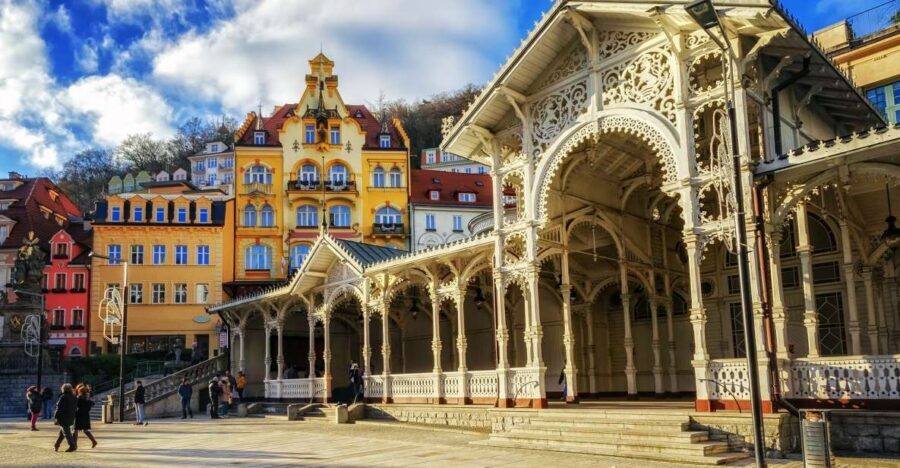 From Prague: Private Karlovy Vary & Crystal Factory Tour - Karlovy Vary on Foot: The Guided City Walk You’ll Actually Use