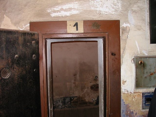 From Prague: Terezin Concentration Camp Private Tour - Ghetto Museum to cemetery and crematorium: short stops with long echoes