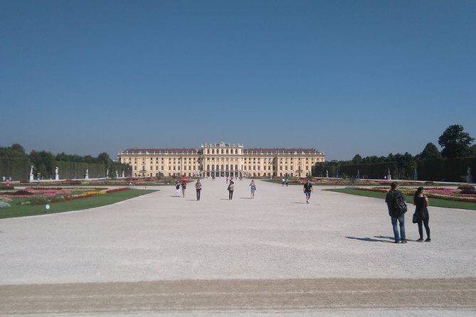 Full-Day Vienna Private Tour from Prague - How private touring changes your day (and where it can disappoint)