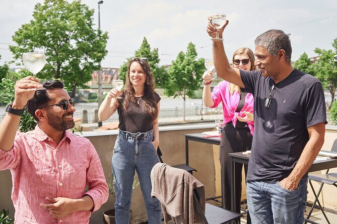 Gourmet Brunch with Chef: Unlimited Drinks & Stunning River Views - Key Highlights You’ll Care About