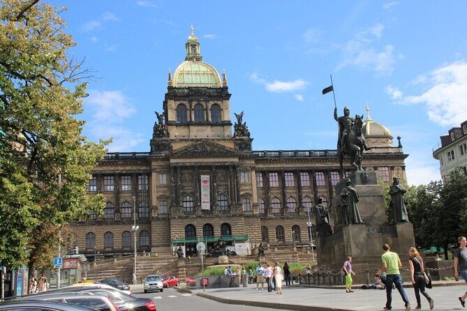 Guided Old Town & Jewish quarter Walking Tour Prague (Tip-based) - Stop 1 to 2: David Černý’s peeing sculptures and Prague’s narrow street
