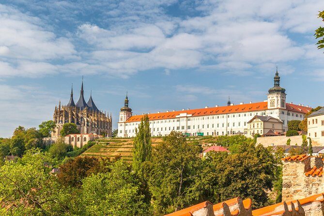 Half-Day Trip to Kutna Hora+Bone Church and Free Time from Prague - Sedlec Ossuary (Bone Church): Your 30 Minutes of Wow