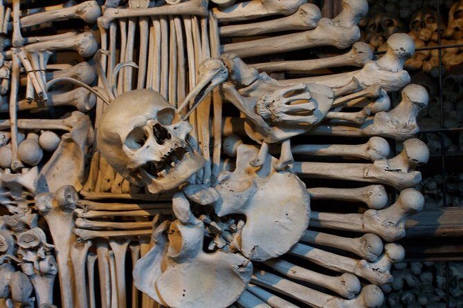 Half-Day Trip to Kutna Hora+Bone Church and Free Time from Prague - Kutná Hora in 3 Hours: St. Barbara’s Cathedral and the City Highlights