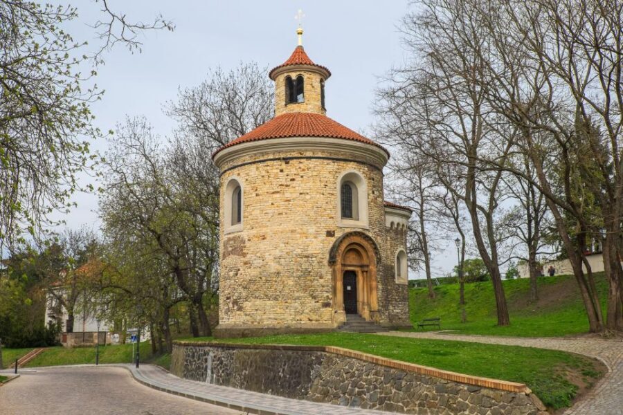 Hidden Prague Bike Tour - Bikes, comfort, and the one practical reality you should plan for