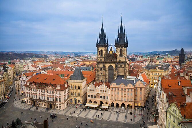 Highlights of Prague with a Funny and Local Guide - Beyond the Postcards: National Theatre and the Dancing House