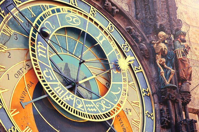 Jewish History and Old Town Walking Tour of Prague - Pacing and logistics for a 1.5-hour format