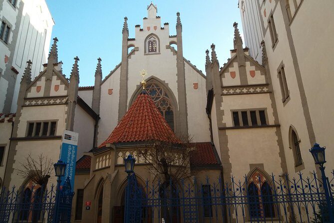 Jewish Prague Walking Tour - Meeting at Náměstí Republiky: How to Avoid the Start-of-Tour Chaos