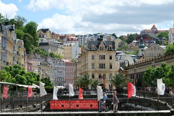 Karlovy Vary - The town of spas, mineral springs and relaxation - Prague to Karlovy Vary: Your Day Starts on Easy Mode