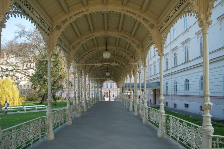 Karlovy Vary - the world famous spa - How the Day Trip Runs (and Where the Time Actually Goes)