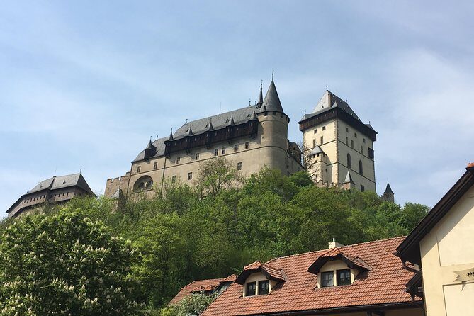 Karlstejn Castle - Half Day Coach Tour From Prague - Guide style and multilingual buses: what you can expect
