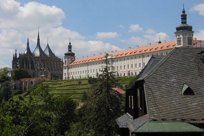 Kutna Hora and Bone Chapel Private Day Trip from Prague - Price and What You Really Get for $355.27