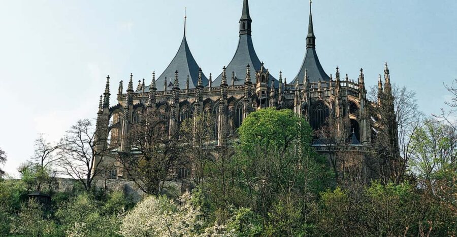 Kutna hora - Unesco - Coach logistics: the 1.5-hour ride that shapes your day