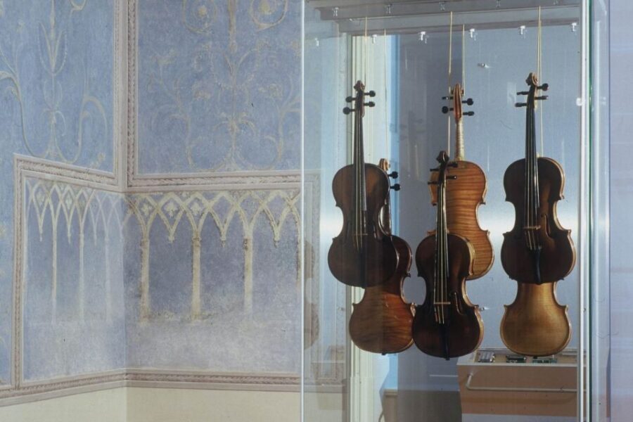 Mozart's Prague: Old Town, Lesser Town & Czech Museum Tour - St. Nicholas Church ending: the Dec 14, 1791 requiem